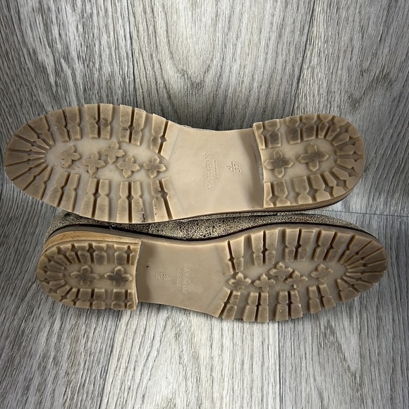 Carlton London Oxford Gold Metallic - Picture 8 of 13